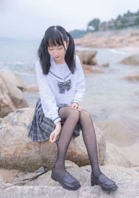 女大学生撞脸孙颖莎被求合影